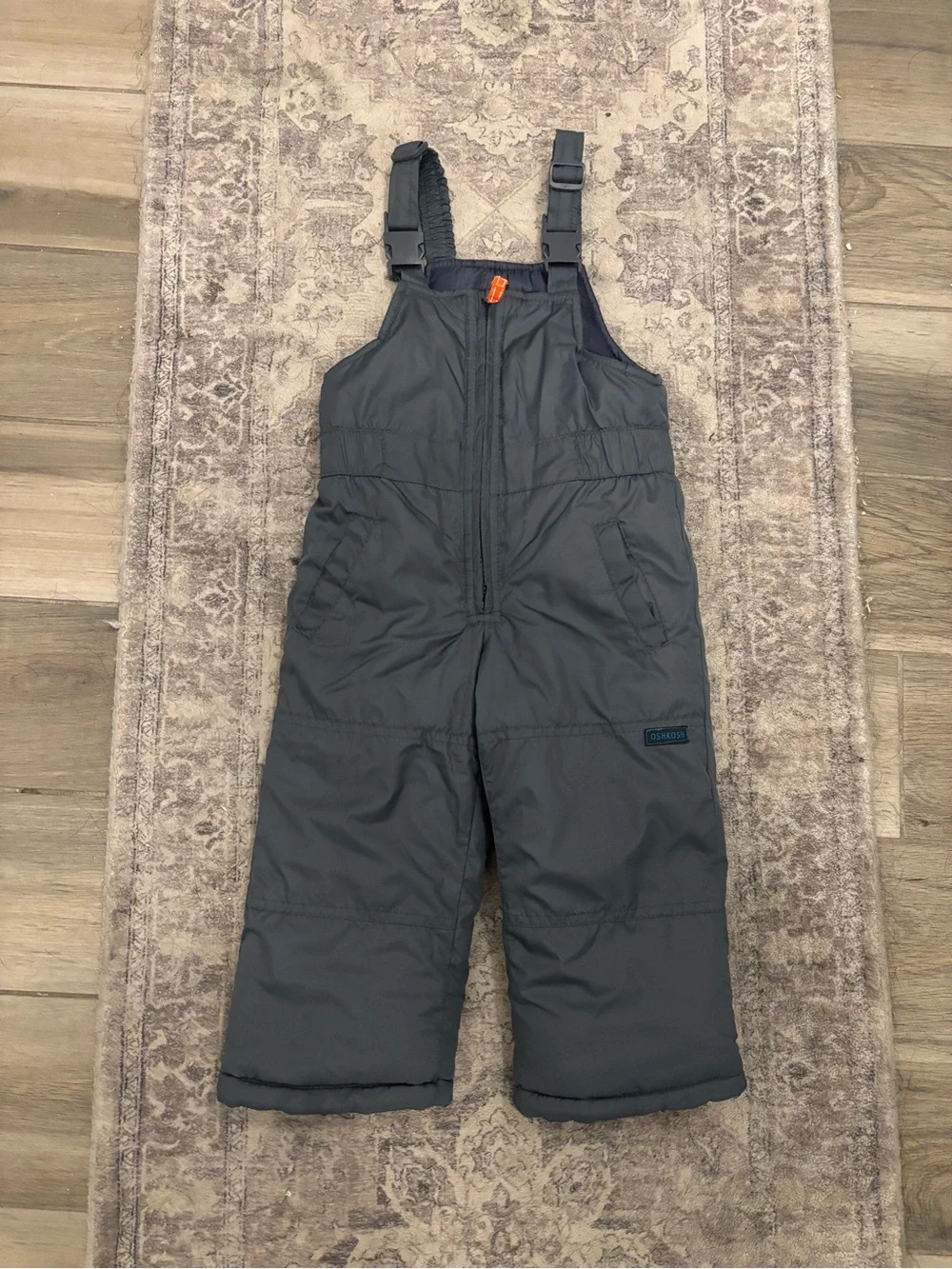 Oshkosh snow bib 2t gray